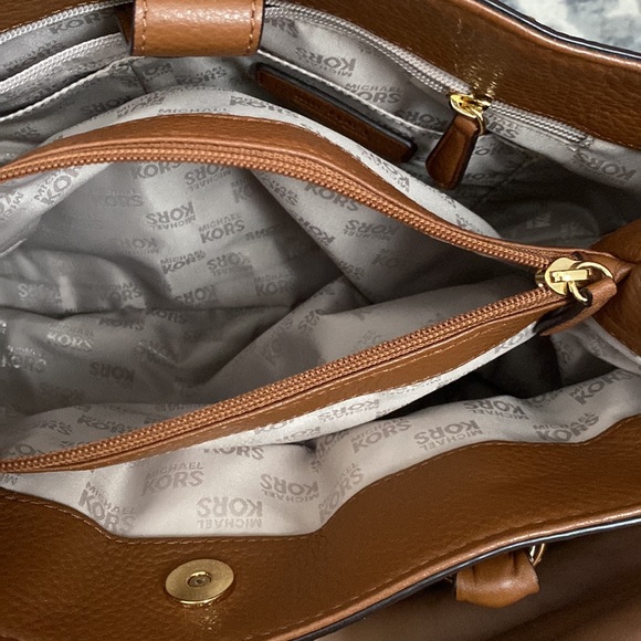 Michael Kors Tote - Picture 6 of 8